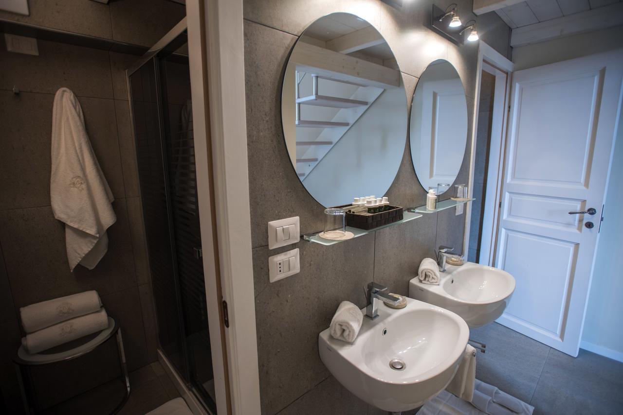 Palazzo Belsanti Bed & Breakfast Лече Екстериор снимка